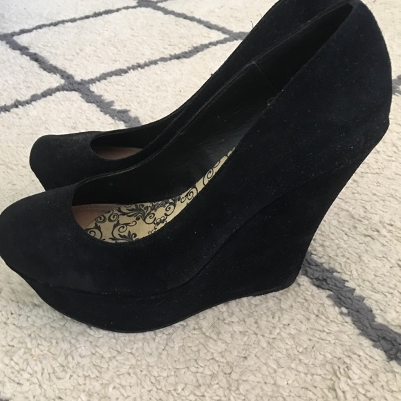 Steve Madden Suede Platform Wedges - Picture 5 of 6